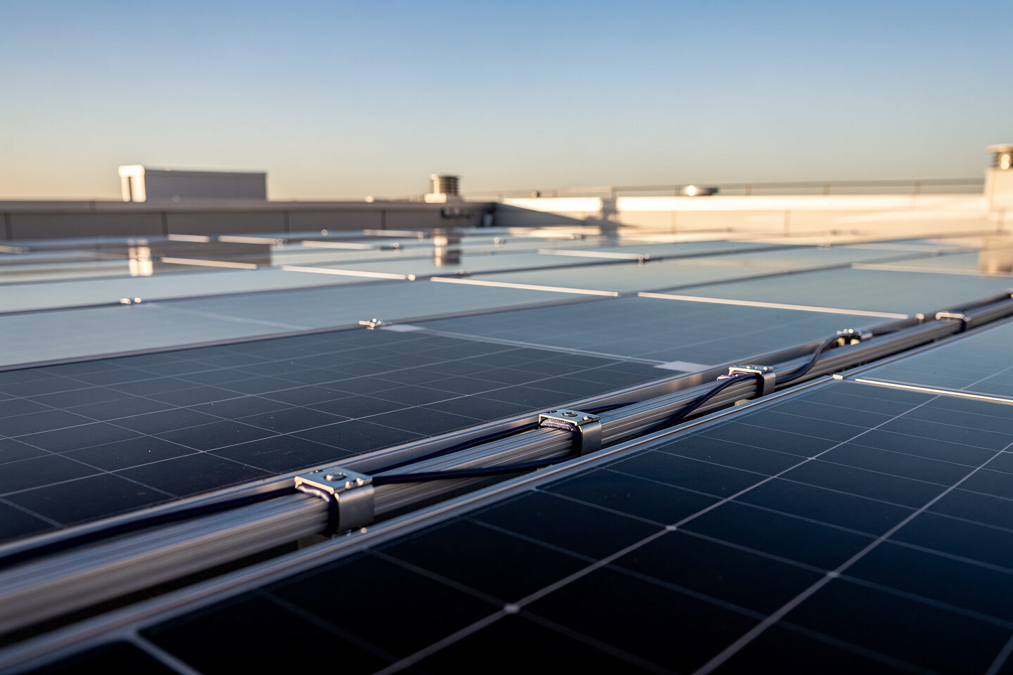Startseite – Photovoltaikanlagen Installation, Solaranlagen Montage, Stromspeicher Systeme – Bechtold Solar-Technik GmbH